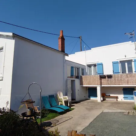 Holiday home 12 A 14 Pers Sur L'Aiguillon-sur-Mer