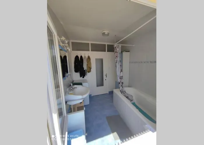 Casa vacanze 12 à 14 Pers Sur *